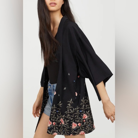 Like New Divided Black and Floral Kimono - Picture 1 of 8